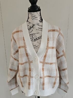 Philosophy White & Tan Checked V‑Neck Button Cardigan